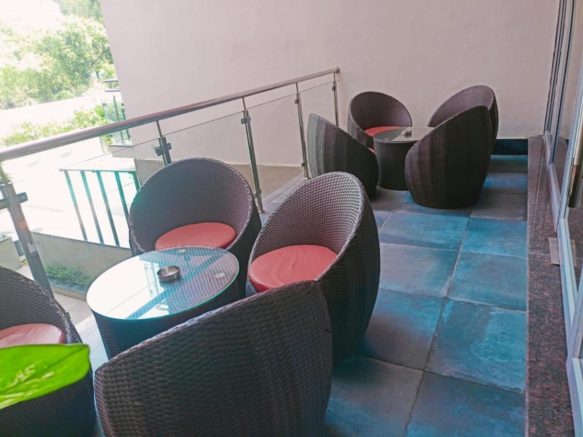 Abhyagama Hotel ديغا المظهر الخارجي الصورة